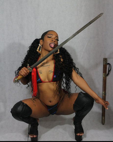 Foto desnuda filtrada de OnlyFans de Monaa Lisaa