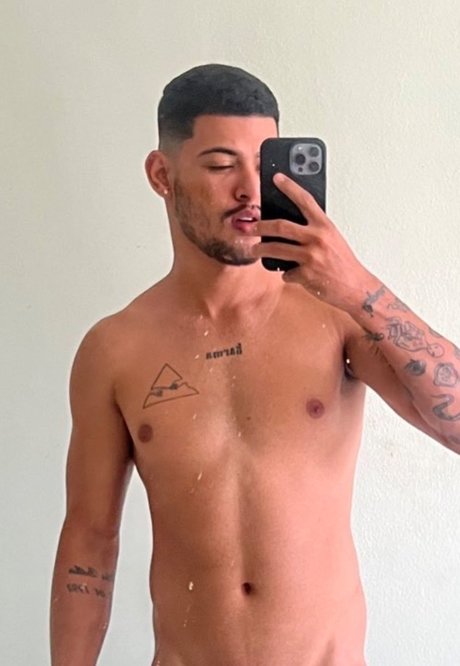 Foto desnuda filtrada de OnlyFans de Italo Montteiro