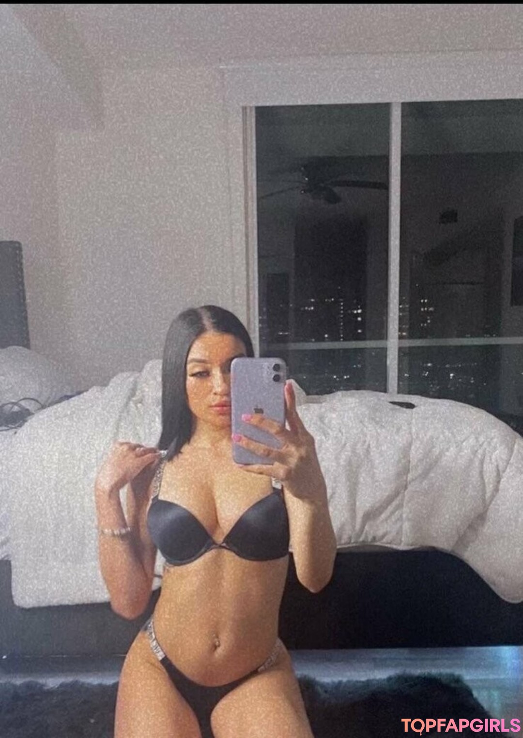 Foto desnuda filtrada de OnlyFans de Lilbabyalison #94 Foto desnuda filtrada de OnlyFans de Lilbabyalison #94