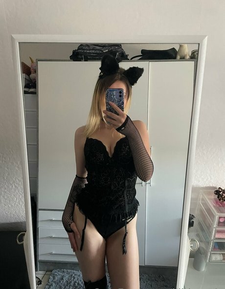 Foto desnuda filtrada de OnlyFans de Lilbloomix