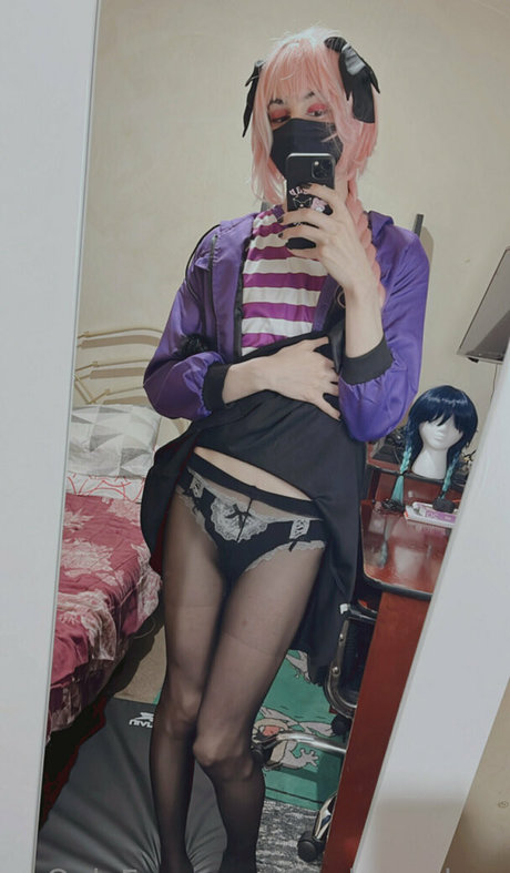 Femboy_alma