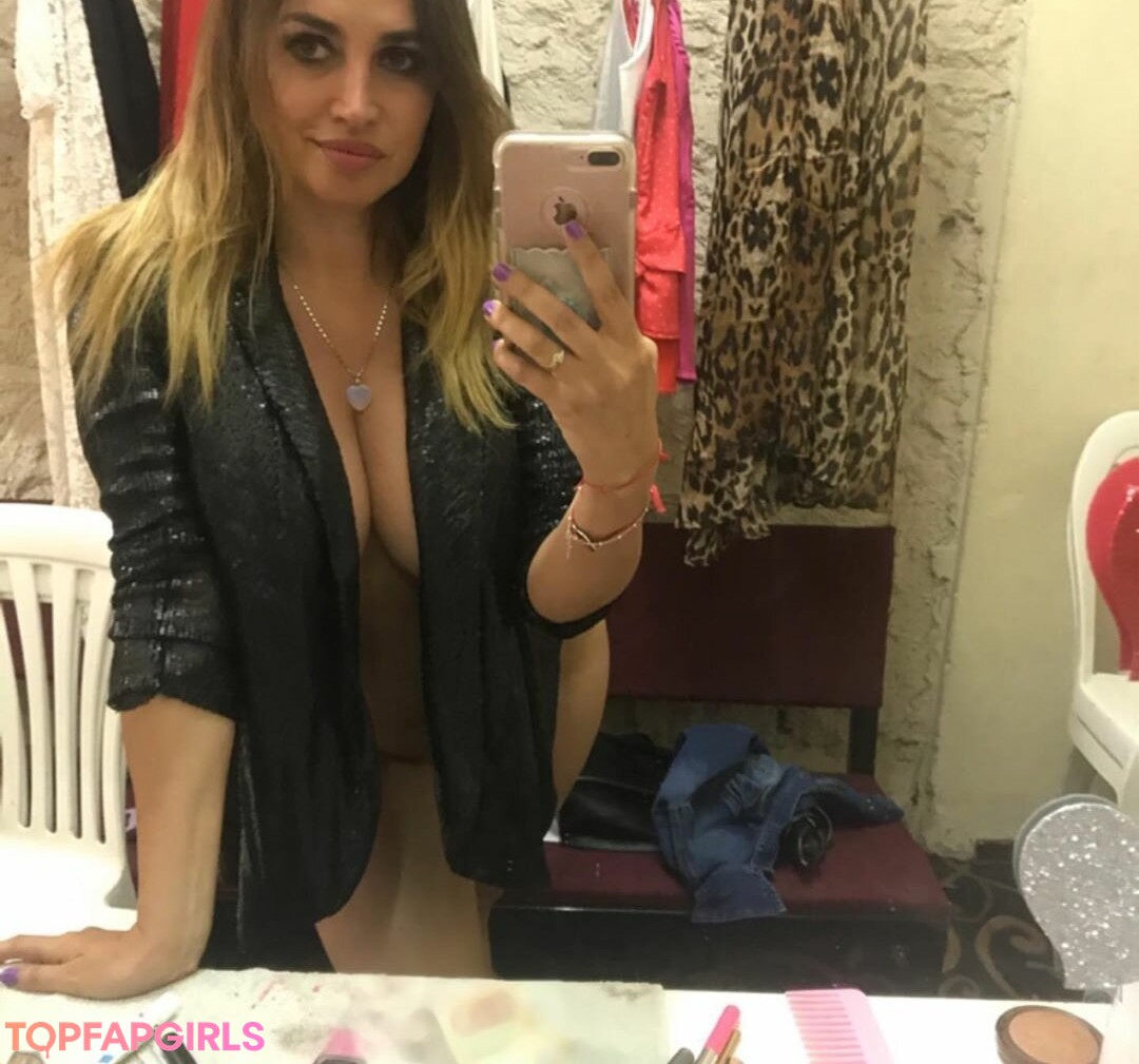 Foto desnuda filtrada de OnlyFans de Belen Francese #10 Foto desnuda filtrada de OnlyFans de Belen Francese #10