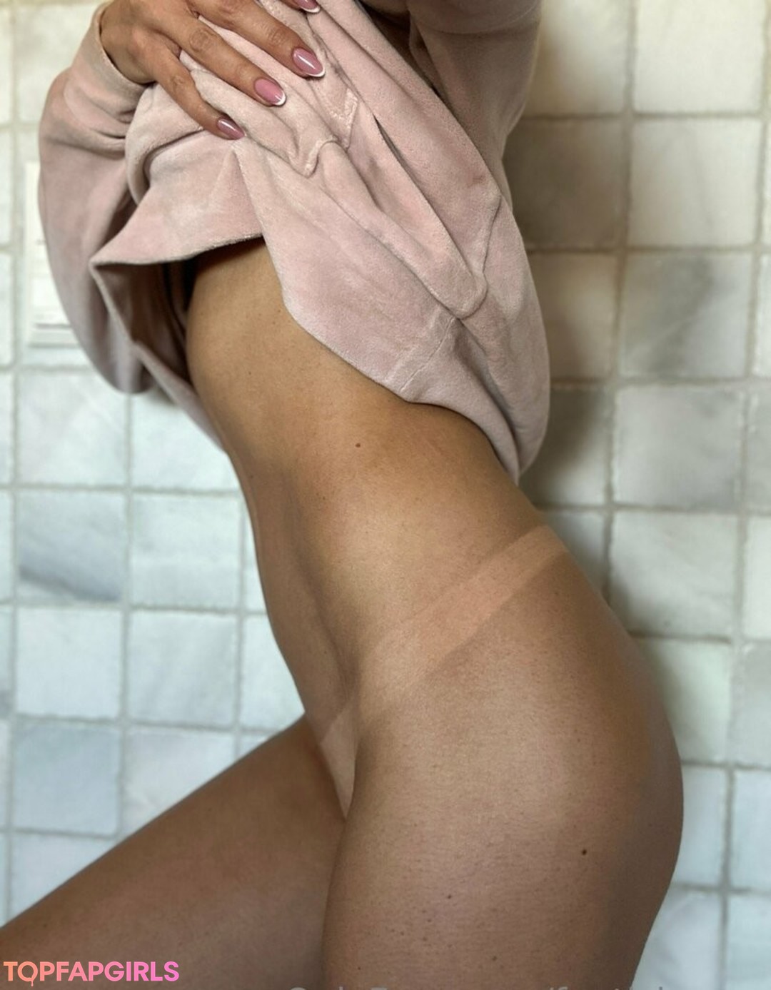 Foto desnuda filtrada de OnlyFans de Footish Ann #187 Foto desnuda filtrada de OnlyFans de Footish Ann #187