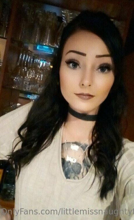 Foto desnuda filtrada de OnlyFans de Littlemissnaughtytw