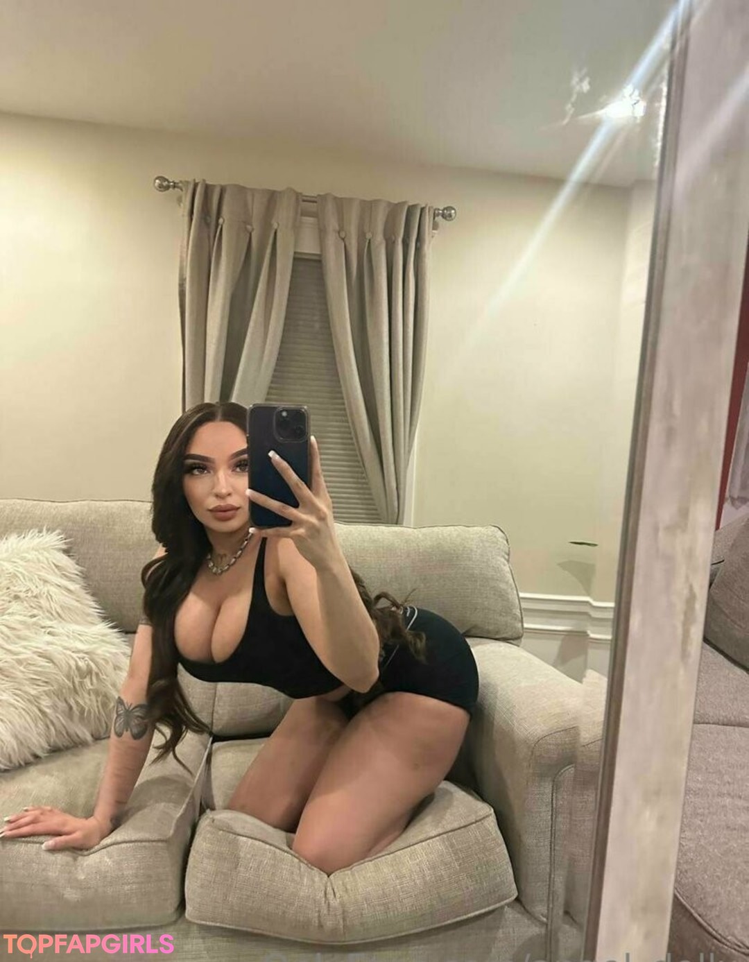 Foto desnuda filtrada de OnlyFans de Angeldollx #338 Foto desnuda filtrada de OnlyFans de Angeldollx #338