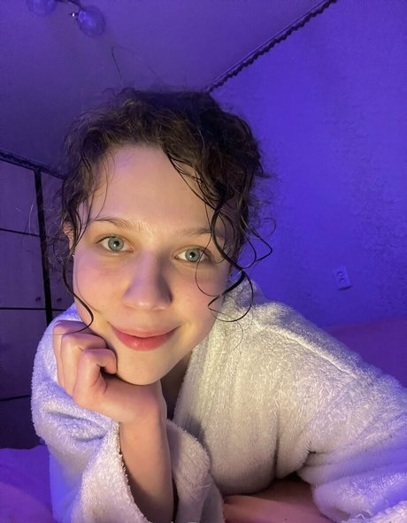 Maycurlyvip