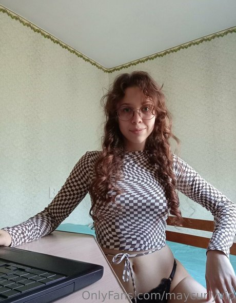 Maycurlyvip