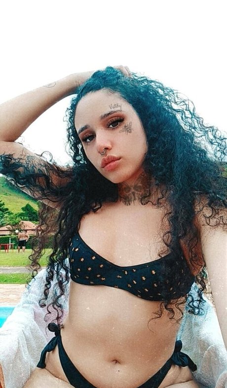Foto desnuda filtrada de OnlyFans de Mayhemandbacon