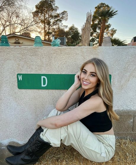 DakotaJane