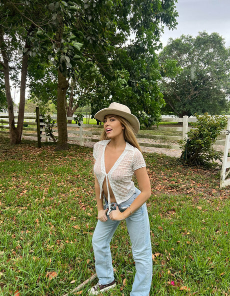 DakotaJane