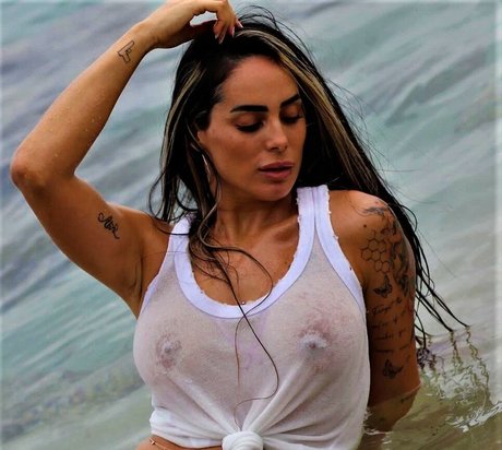 Foto desnuda filtrada de OnlyFans de Alin Levi