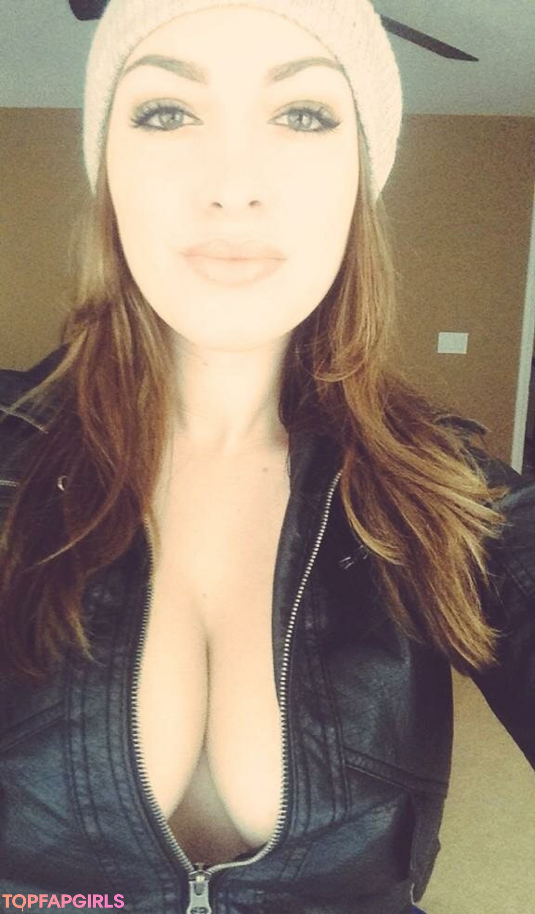 Foto desnuda filtrada de OnlyFans de Katiepurrs #118 Foto desnuda filtrada de OnlyFans de Katiepurrs #118