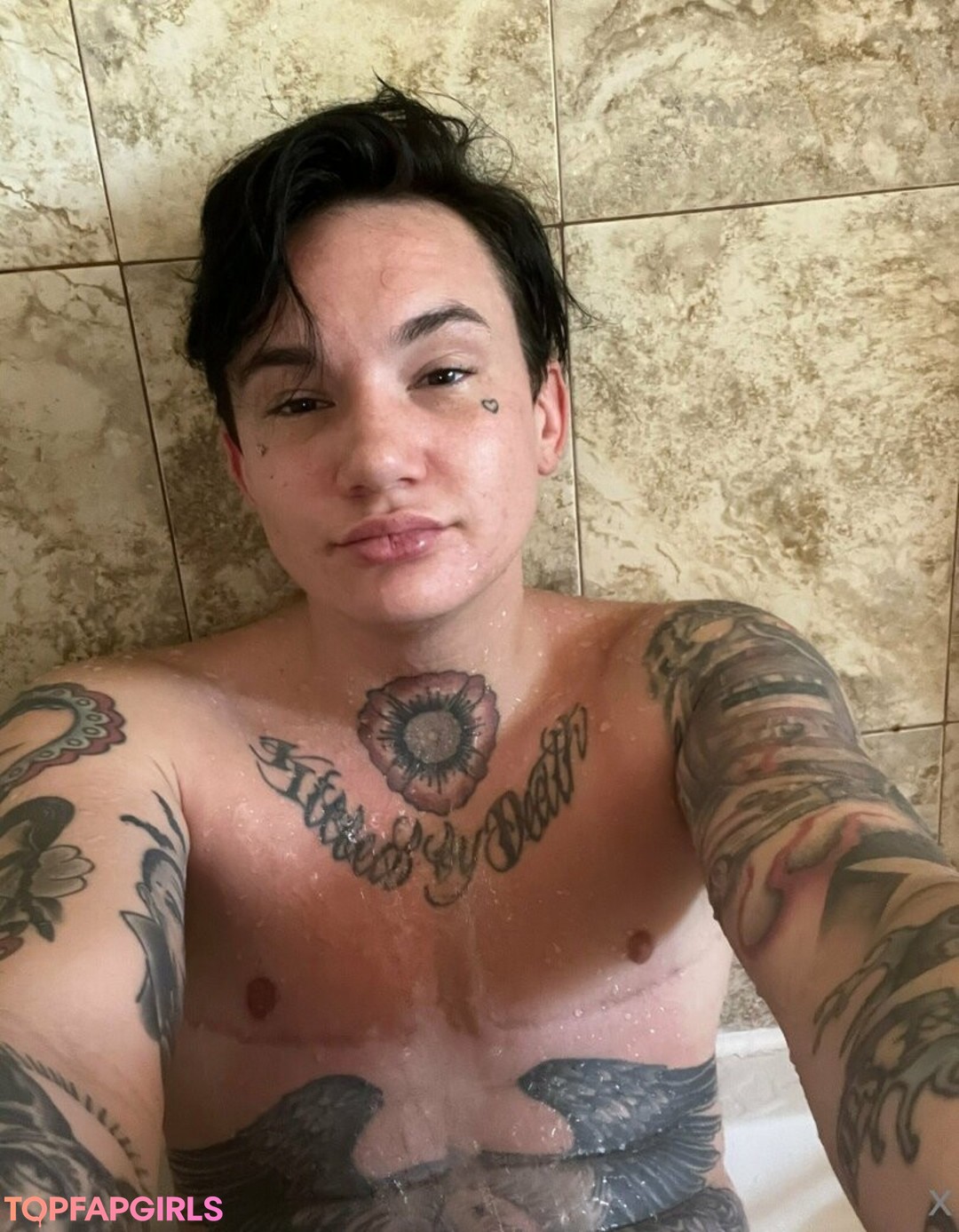 Foto desnuda filtrada de OnlyFans de Nikkihearts #123 Foto desnuda filtrada de OnlyFans de Nikkihearts #123