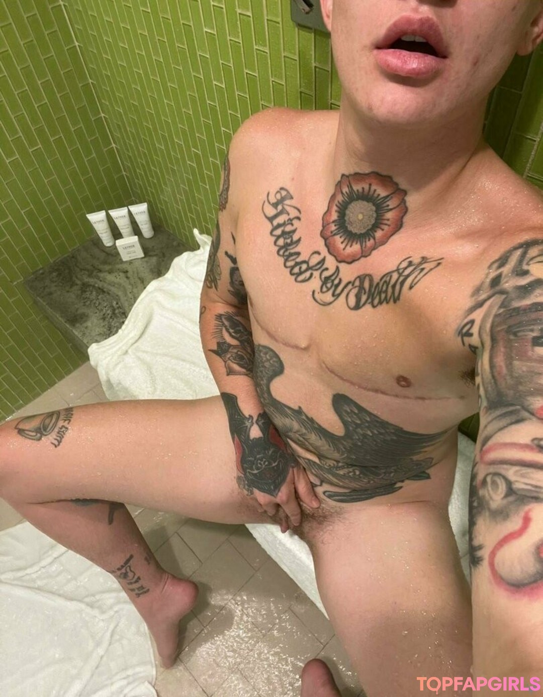 Foto desnuda filtrada de OnlyFans de Nikkihearts #130 Foto desnuda filtrada de OnlyFans de Nikkihearts #130