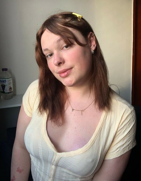 Foto desnuda filtrada de OnlyFans de Ofelelia Scheider