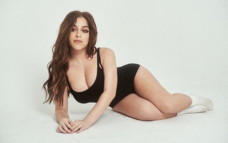 Foto desnuda filtrada de OnlyFans de Baby Ariel