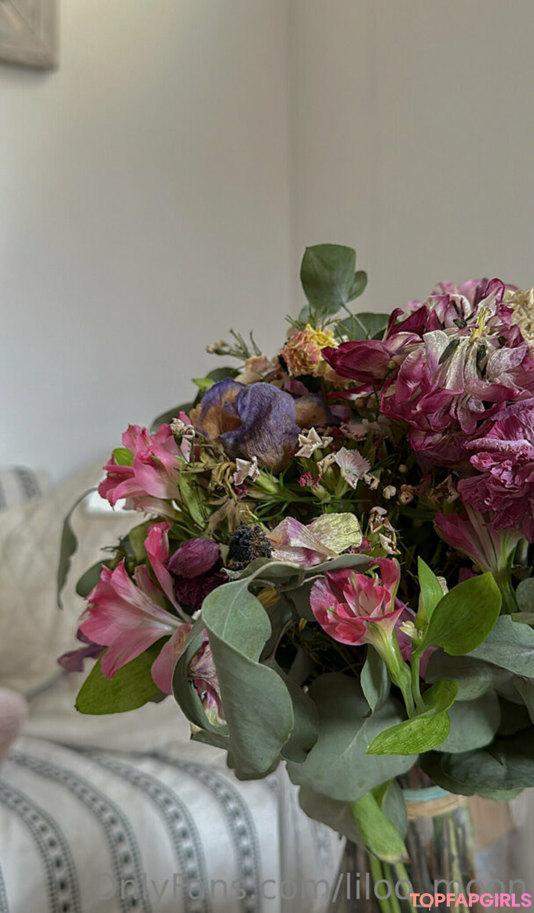 Foto desnuda filtrada de OnlyFans de Liloo Moon #344 Foto desnuda filtrada de OnlyFans de Liloo Moon #344