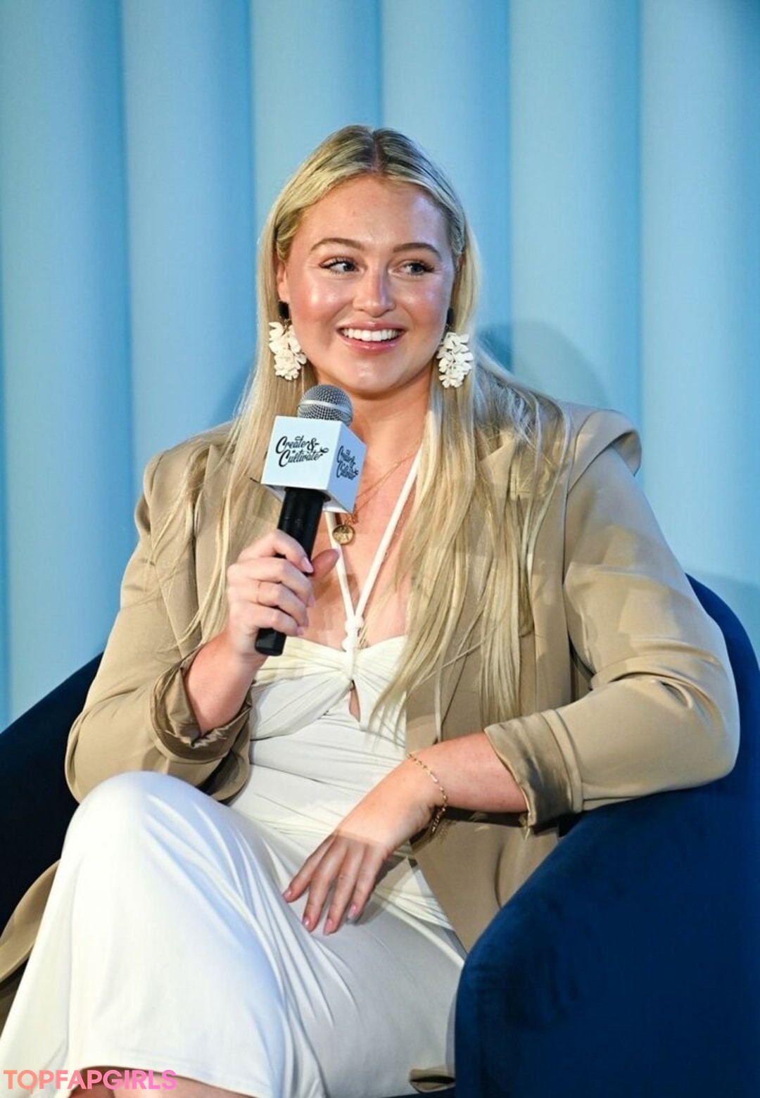 Foto desnuda filtrada de OnlyFans de Iskra Lawrence #294 Foto desnuda filtrada de OnlyFans de Iskra Lawrence #294