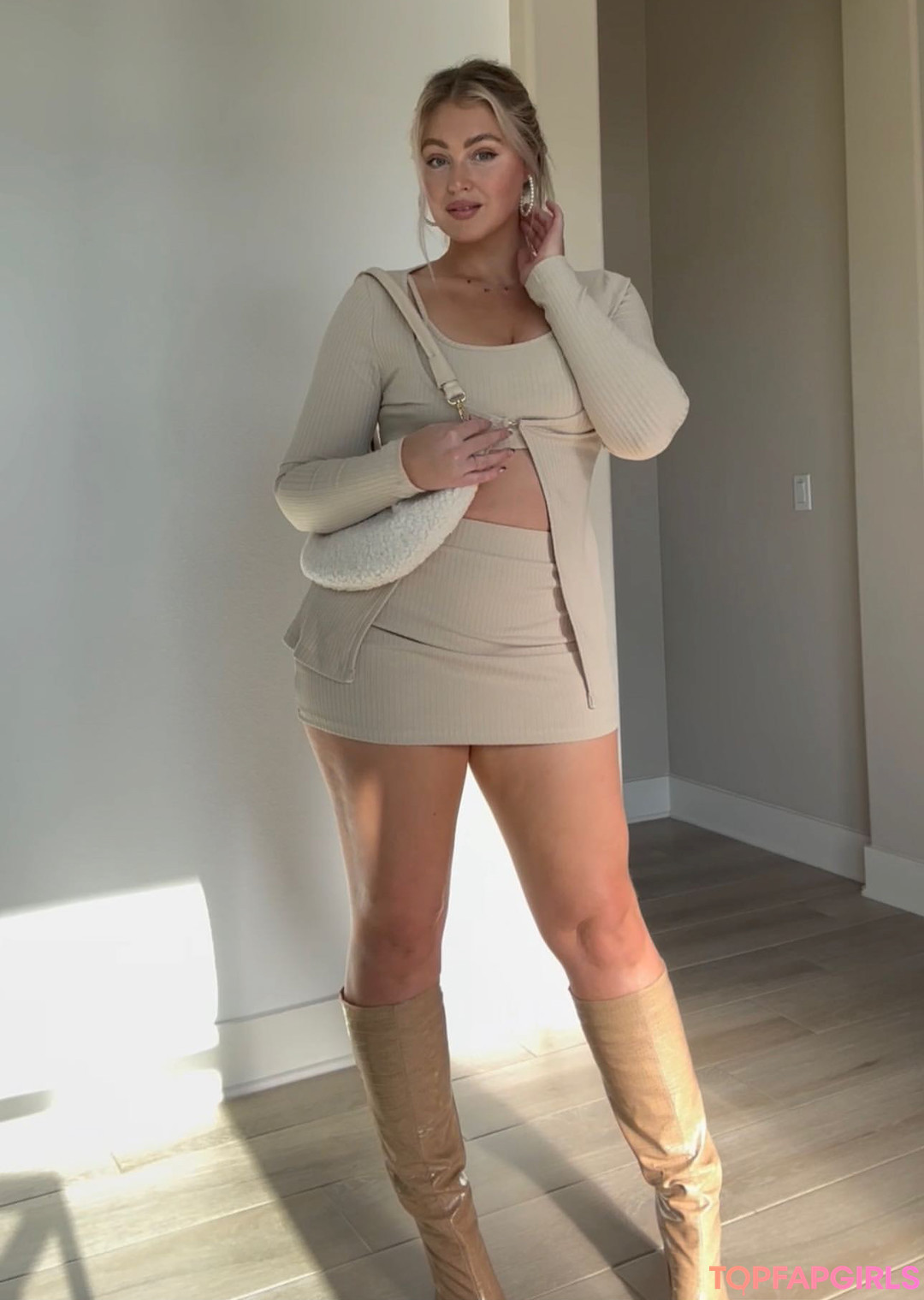 Foto desnuda filtrada de OnlyFans de Iskra Lawrence #324 Foto desnuda filtrada de OnlyFans de Iskra Lawrence #324
