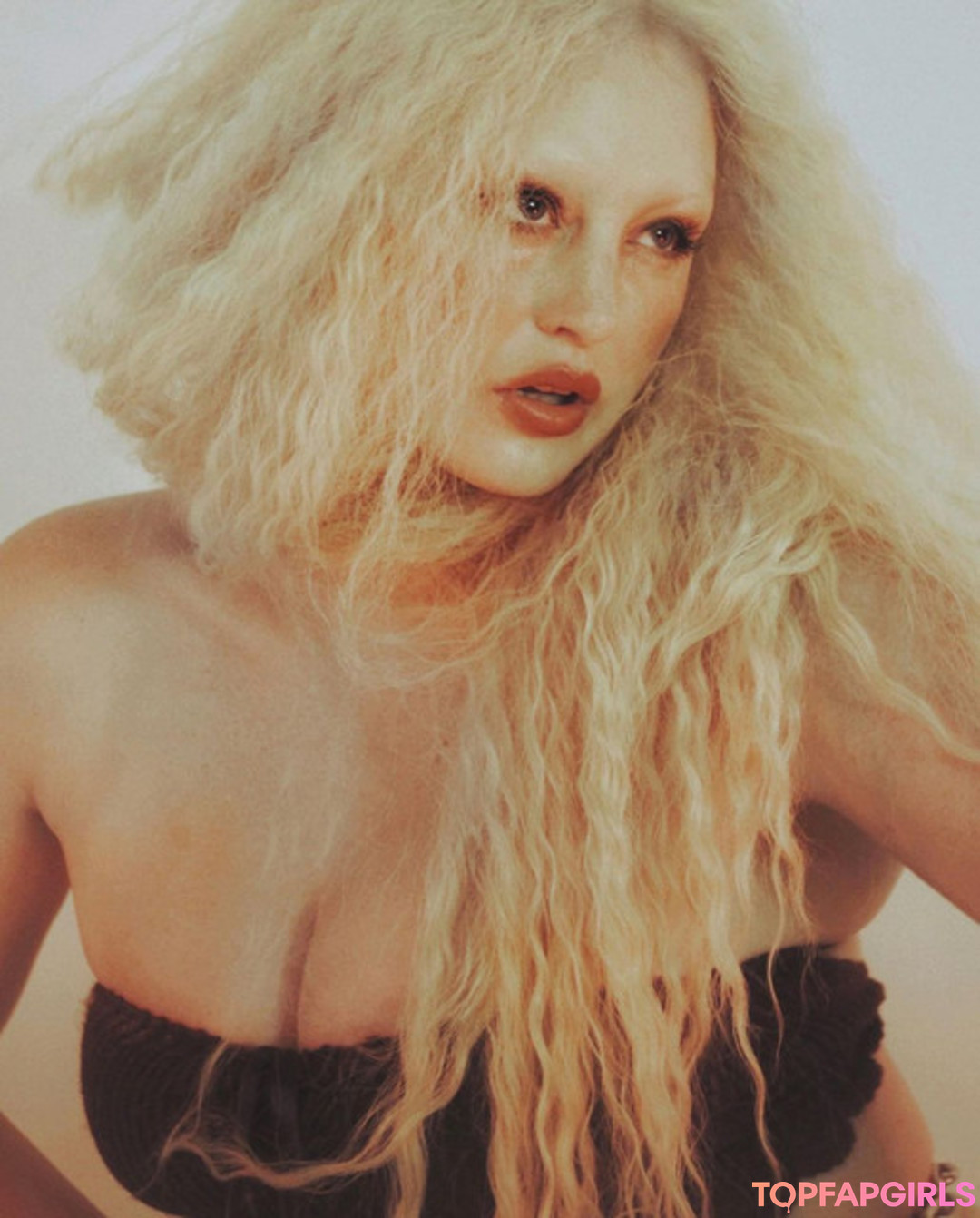 Foto desnuda filtrada de OnlyFans de Iskra Lawrence #347 Foto desnuda filtrada de OnlyFans de Iskra Lawrence #347