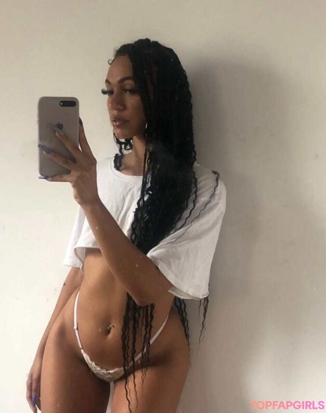 Foto desnuda filtrada de OnlyFans de Lelebenine #1 Foto desnuda filtrada de OnlyFans de Lelebenine #1