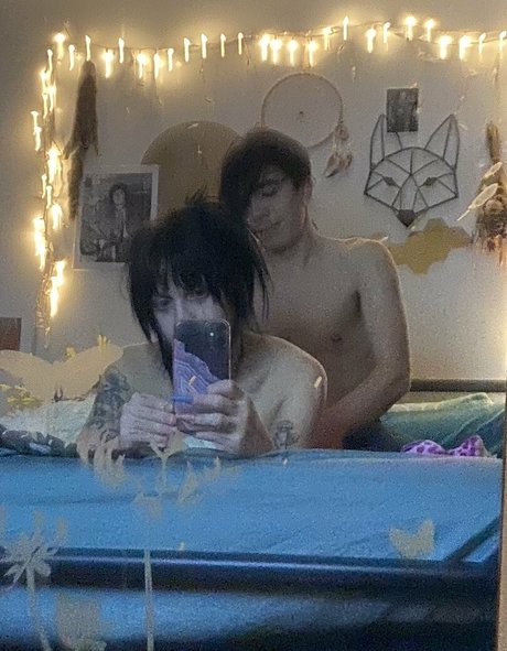 Gaywithurdad