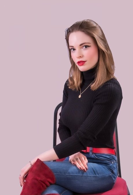 Foto desnuda filtrada de OnlyFans de Ellie Littlechild