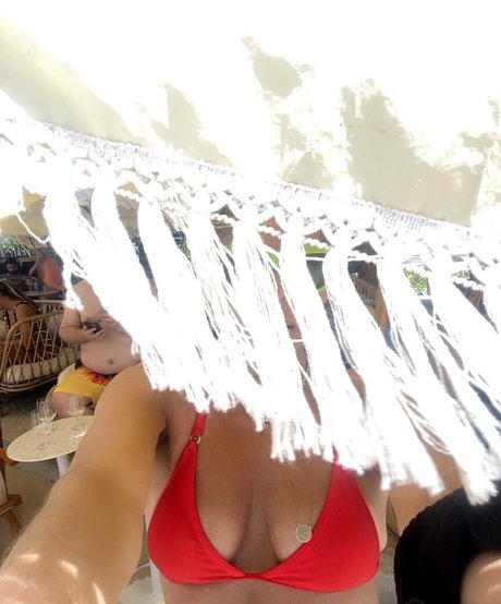 Foto desnuda filtrada de OnlyFans de Adriane Galisteu