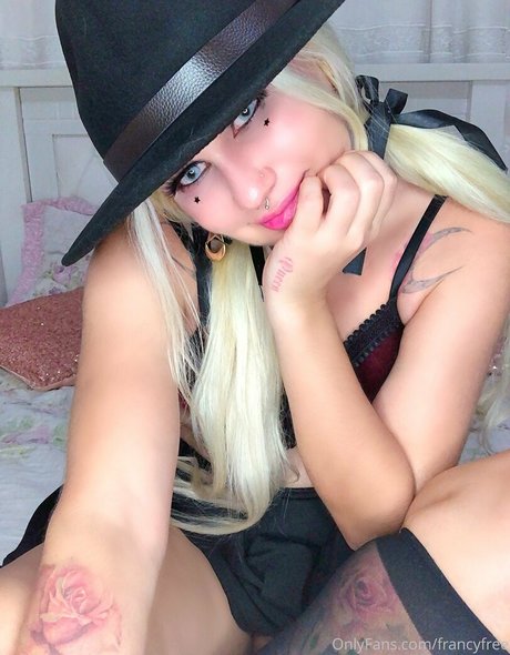 Foto desnuda filtrada de OnlyFans de Francyfree