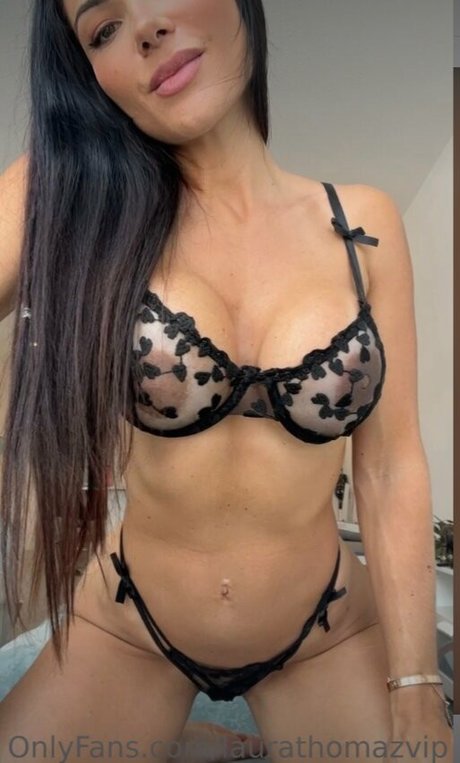 Laura Thomaz