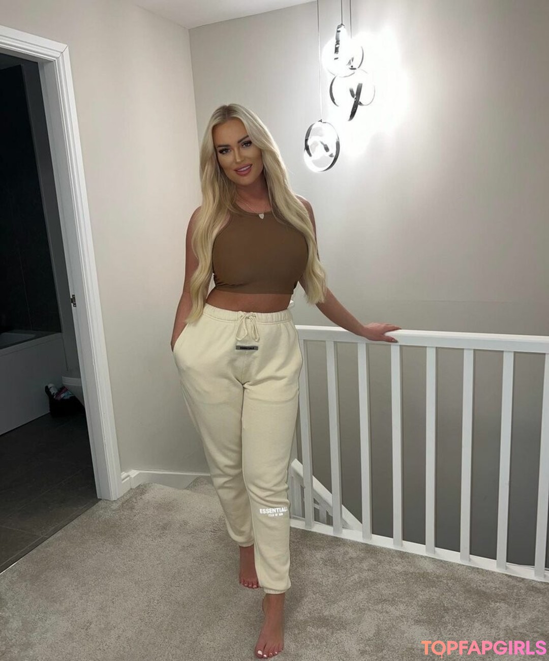 Foto desnuda filtrada de OnlyFans de Viplaurenxx #224 Foto desnuda filtrada de OnlyFans de Viplaurenxx #224