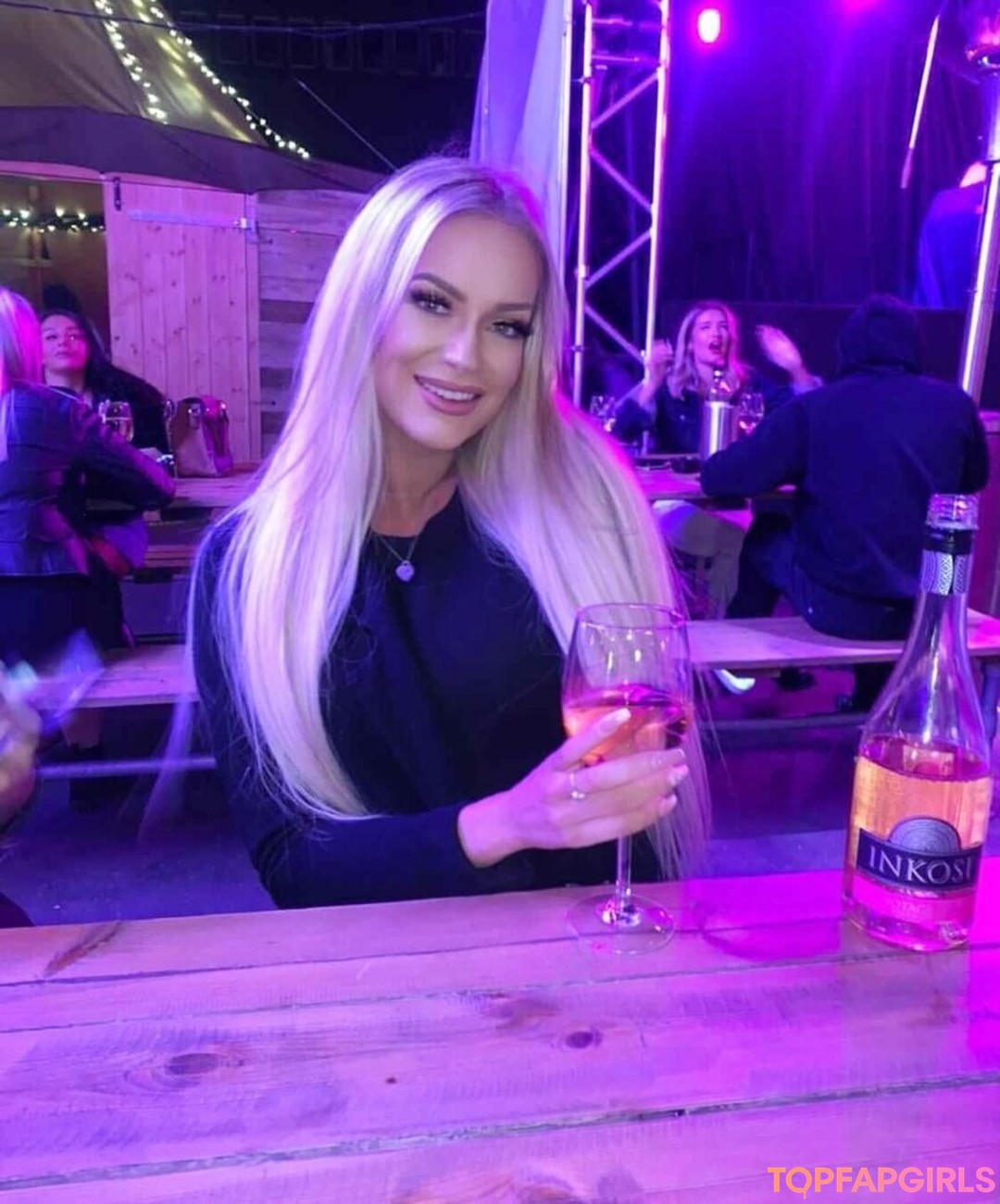 Foto desnuda filtrada de OnlyFans de Viplaurenxx #63 Foto desnuda filtrada de OnlyFans de Viplaurenxx #63