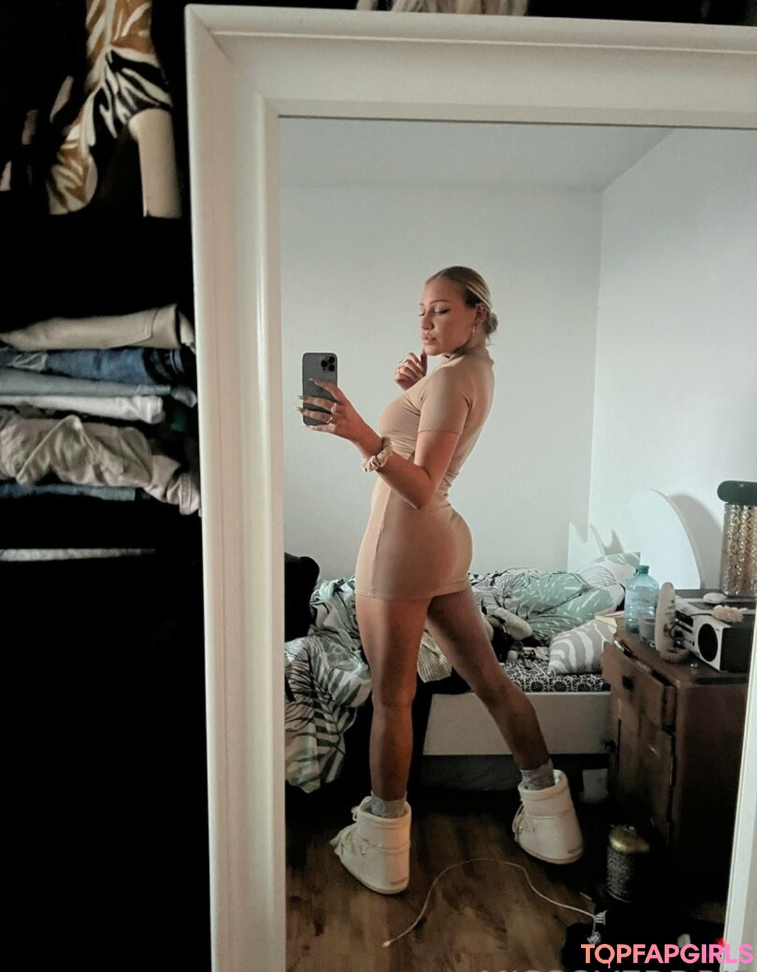 Foto desnuda filtrada de OnlyFans de Missoverdrip #26 Foto desnuda filtrada de OnlyFans de Missoverdrip #26