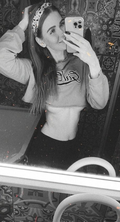 Foto desnuda filtrada de OnlyFans de Littlebeefree