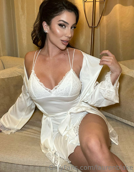 Foto desnuda filtrada de OnlyFans de Laurenblake