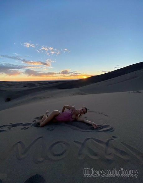 Foto desnuda filtrada de OnlyFans de Lovemoxxi