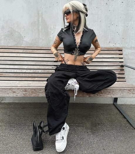 Foto desnuda filtrada de OnlyFans de Aesthymes