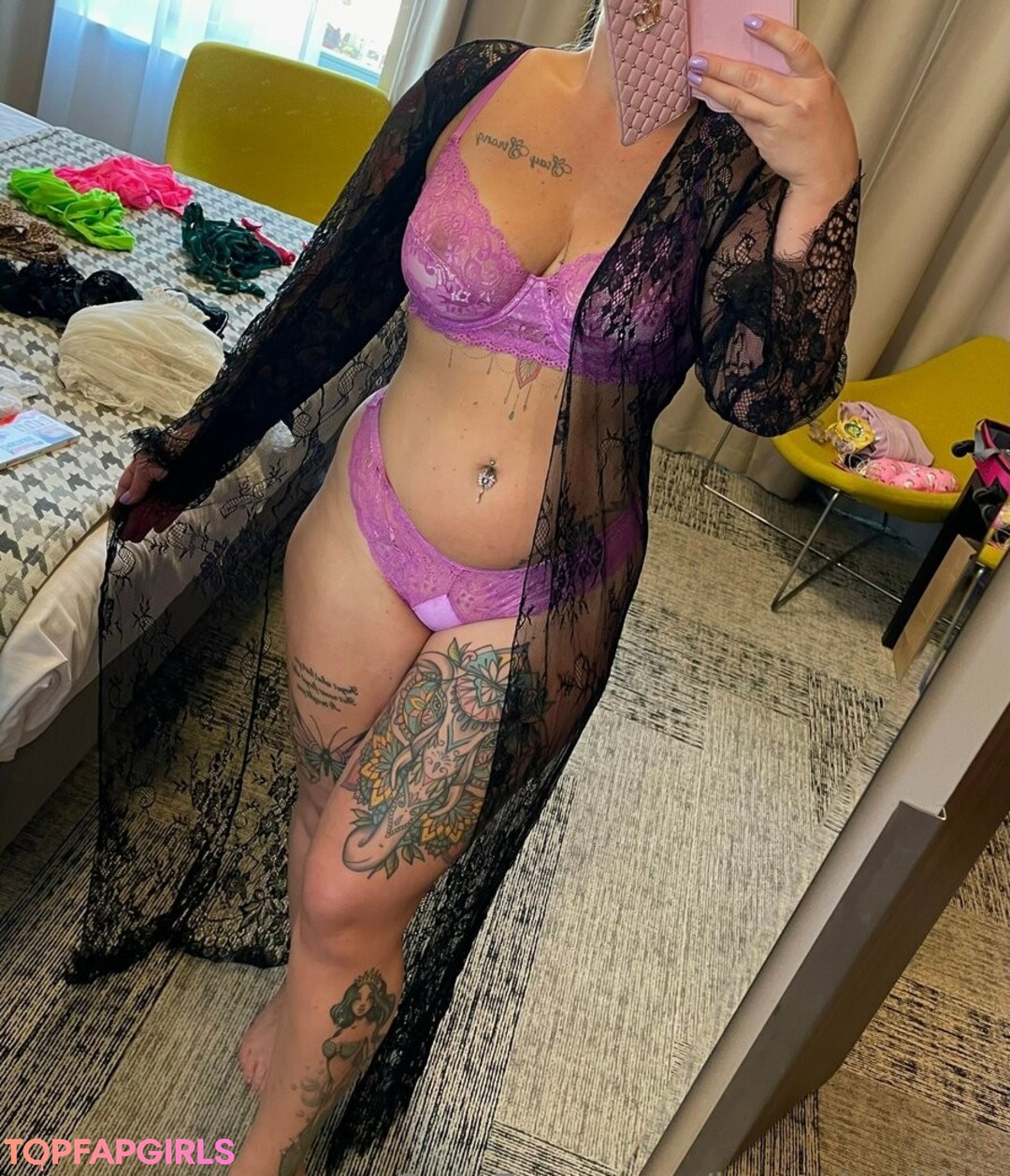 Foto desnuda filtrada de OnlyFans de Bootybarbiee #82 Foto desnuda filtrada de OnlyFans de Bootybarbiee #82