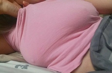 Foto desnuda filtrada de OnlyFans de Ellirussie