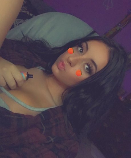 Foto desnuda filtrada de OnlyFans de Rayyyyli