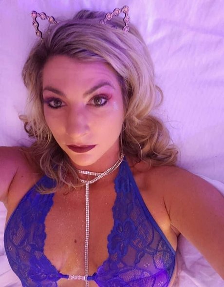 Foto desnuda filtrada de OnlyFans de Therebeccaryder