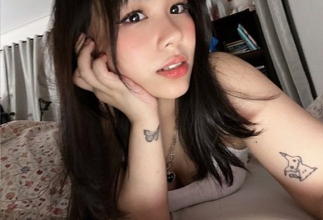 Foto desnuda filtrada de OnlyFans de Sadparu