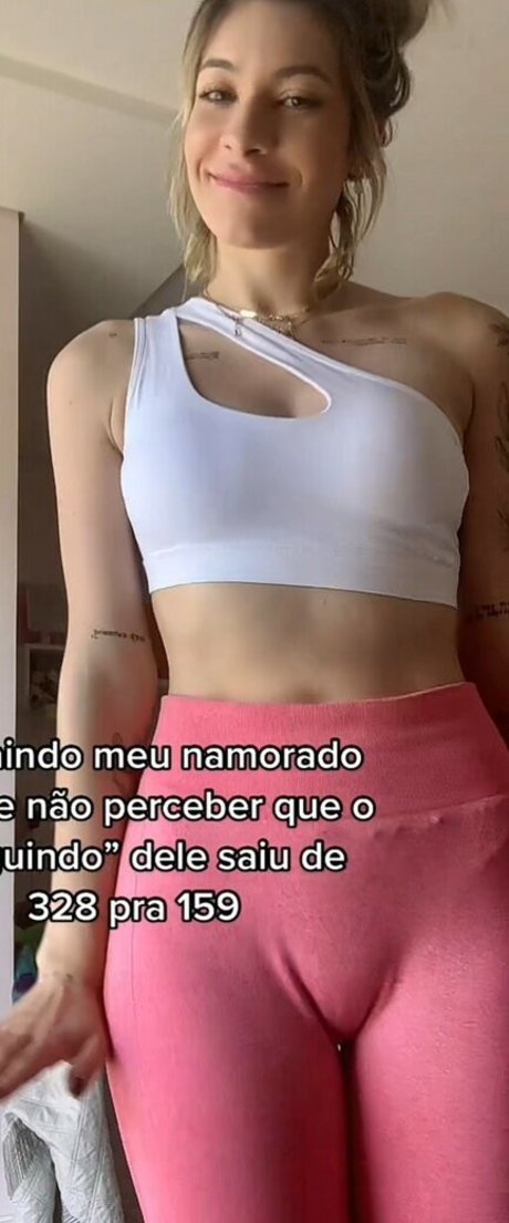 Foto desnuda filtrada de OnlyFans de Carolina Camargo