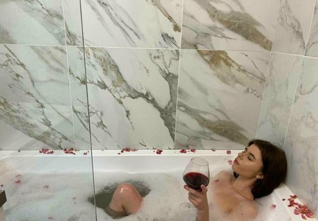 Foto desnuda filtrada de OnlyFans de Vlaeria