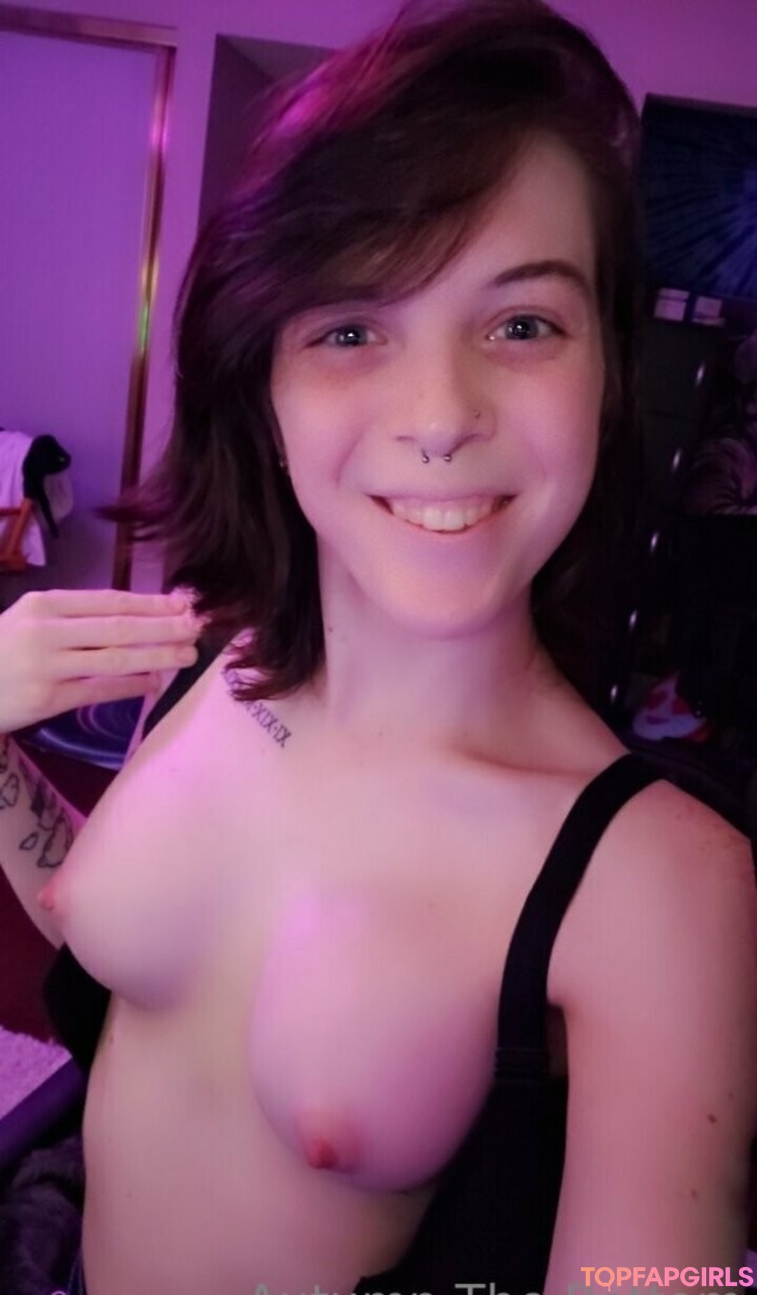 Foto desnuda filtrada de OnlyFans de Awwtumdabottom #123 Foto desnuda filtrada de OnlyFans de Awwtumdabottom #123