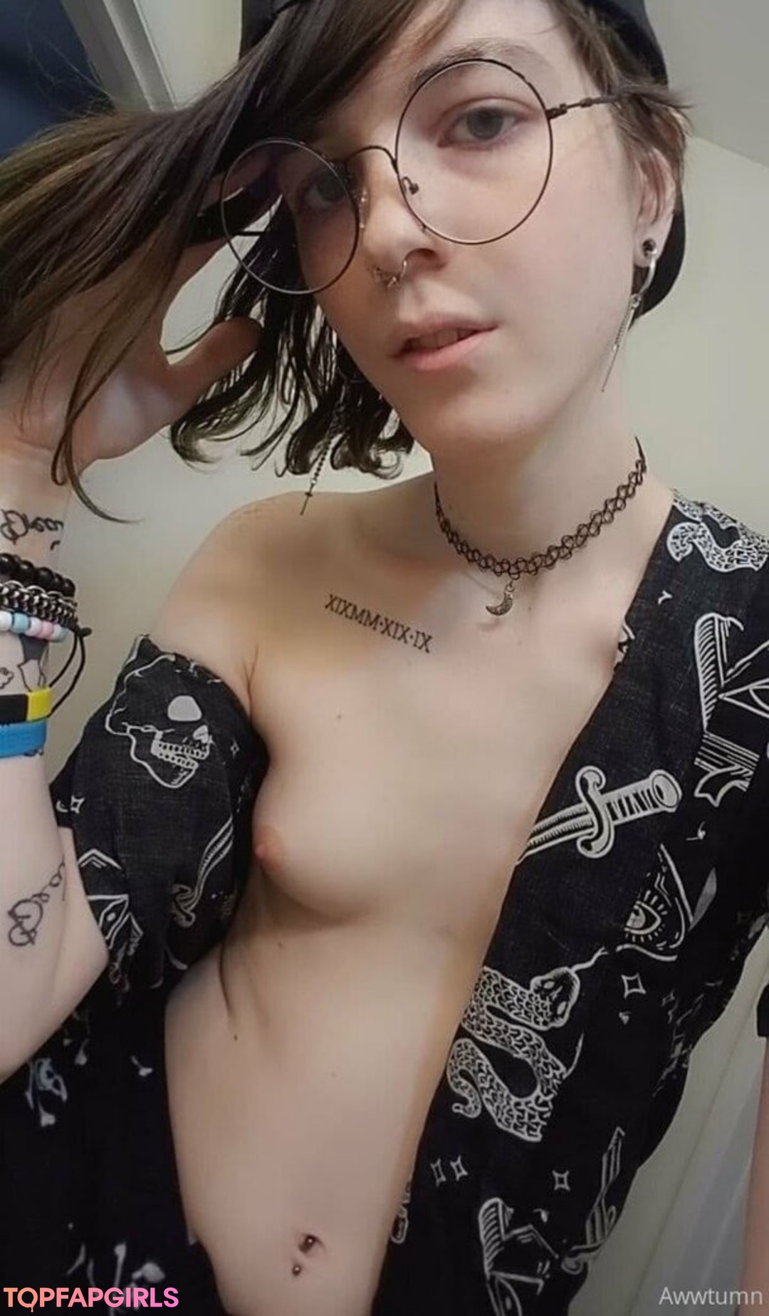 Foto desnuda filtrada de OnlyFans de Awwtumdabottom #59 Foto desnuda filtrada de OnlyFans de Awwtumdabottom #59