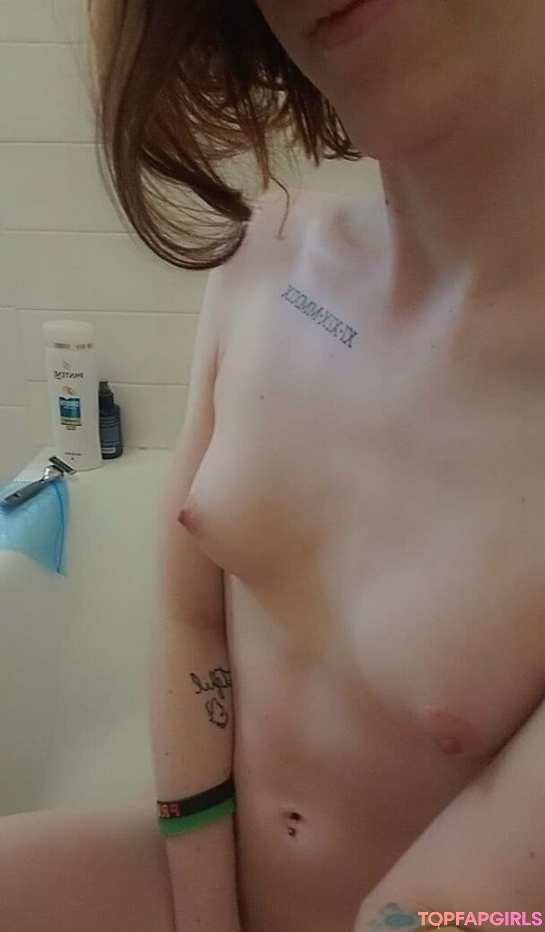 Foto desnuda filtrada de OnlyFans de Awwtumdabottom #9 Foto desnuda filtrada de OnlyFans de Awwtumdabottom #9