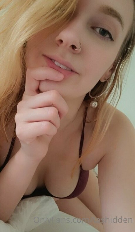 Foto desnuda filtrada de OnlyFans de Tashidden