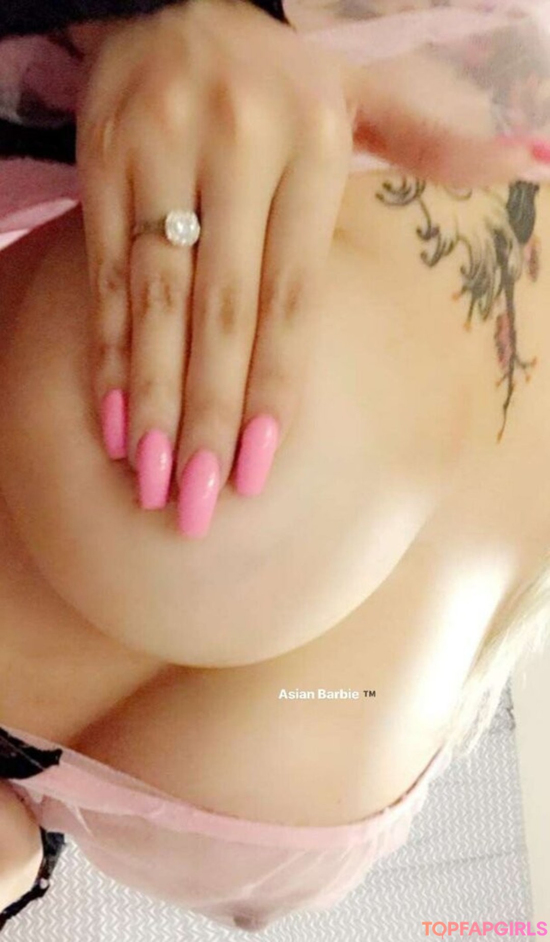 Foto desnuda filtrada de OnlyFans de Missasianbarbie69 #87 Foto desnuda filtrada de OnlyFans de Missasianbarbie69 #87