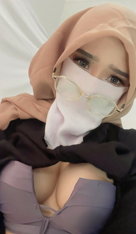 Foto desnuda filtrada de OnlyFans de Hijab Camilla